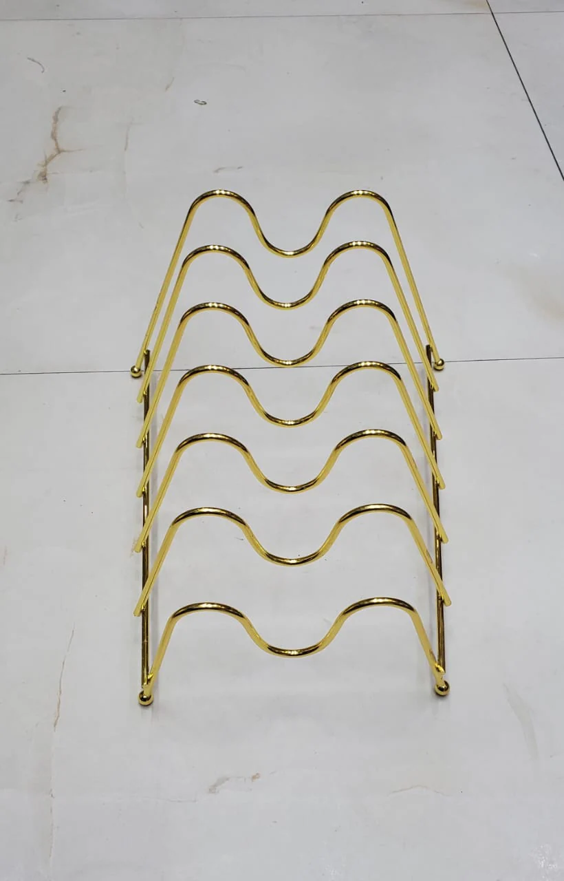 Metallic golden plates stand - Image 2