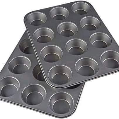 Non~ stick Cupcake baking tins - Image 7
