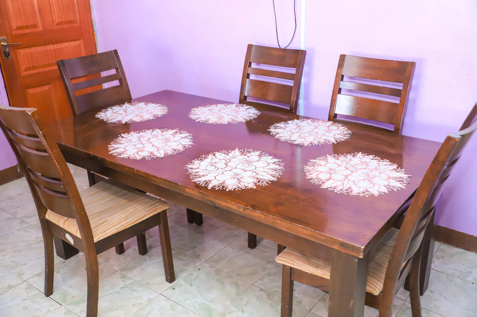 Nordic round Lace mats 6pcs set - Image 2