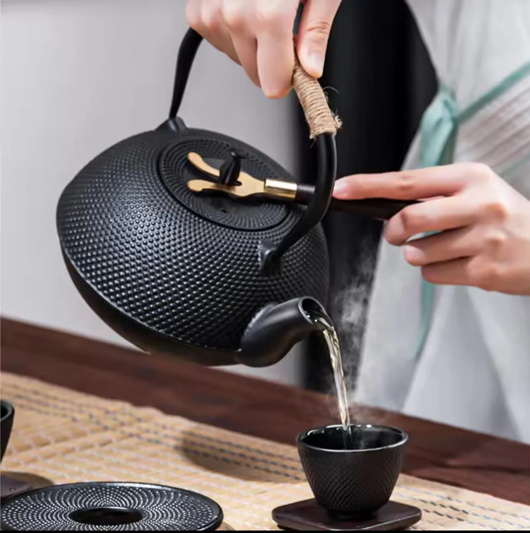 Original heavy duty cast iron tea pot with infuser, cast iron coaster and spoon - Image 3