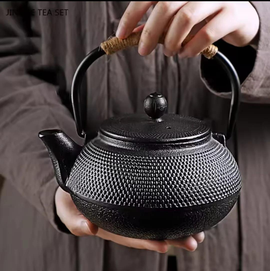 Original heavy duty cast iron tea pot with infuser, cast iron coaster and spoon - Image 4