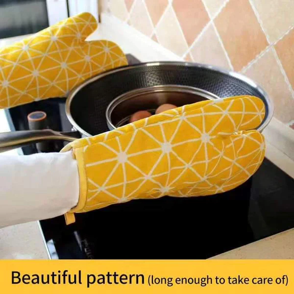 Oven/kitchen Gloves - a pair - Image 3