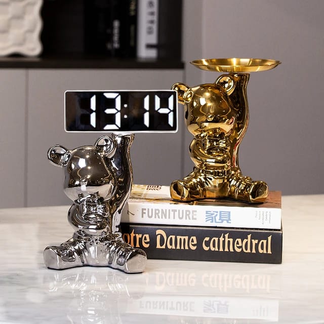 Piggy Bank Personality Bear Money Box Sculptures . - Image 4