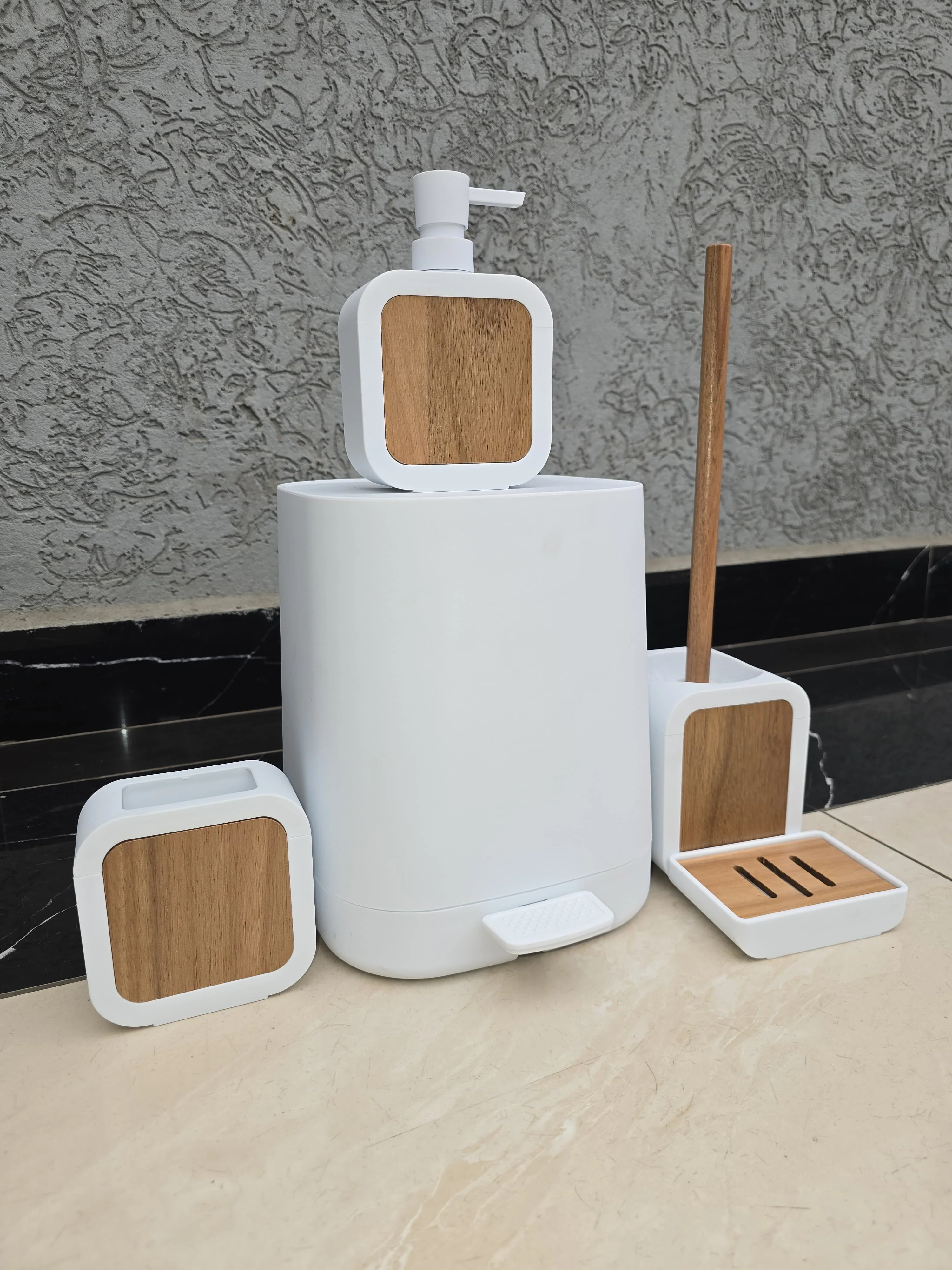 Plain 6pcs Bathroom Accessories set with Pedal - Image 2