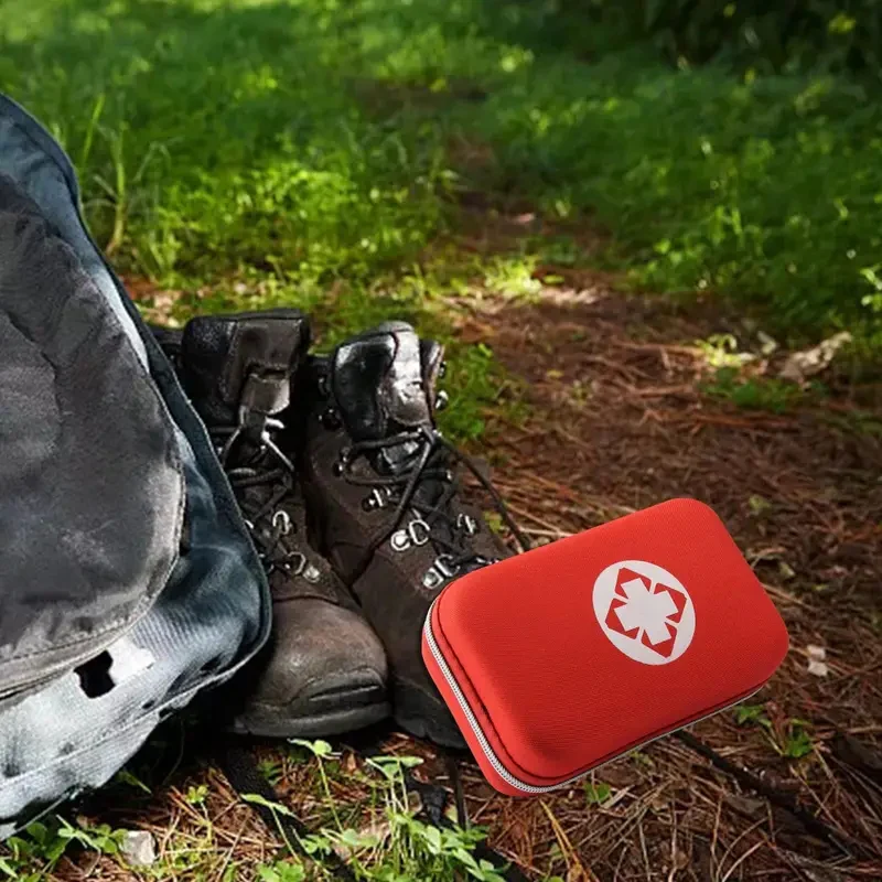 Portable light weight First Aid Emergency Kit - Image 6