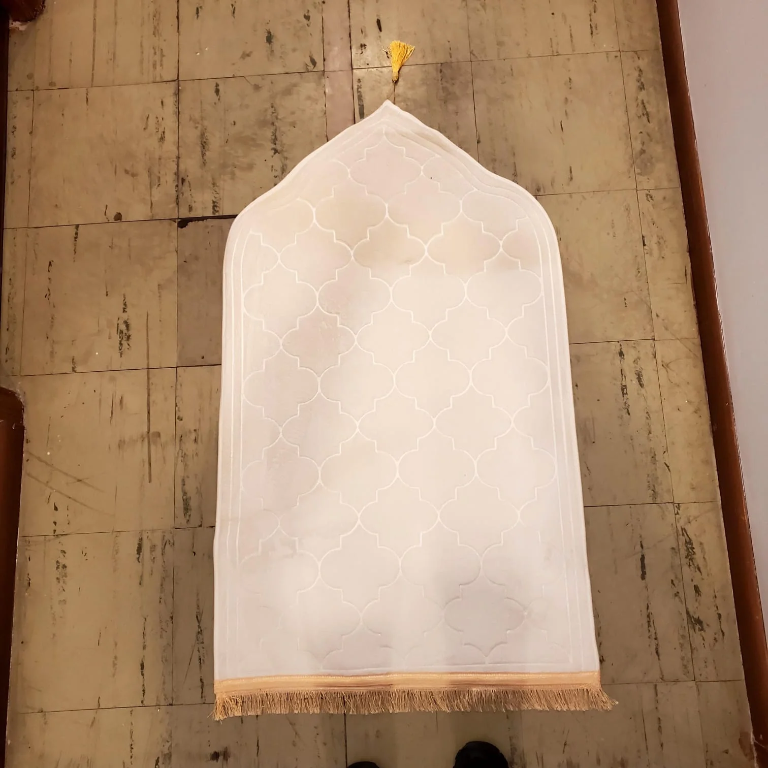 Rectangular Designed Mswalah /Prayer mat - Image 2