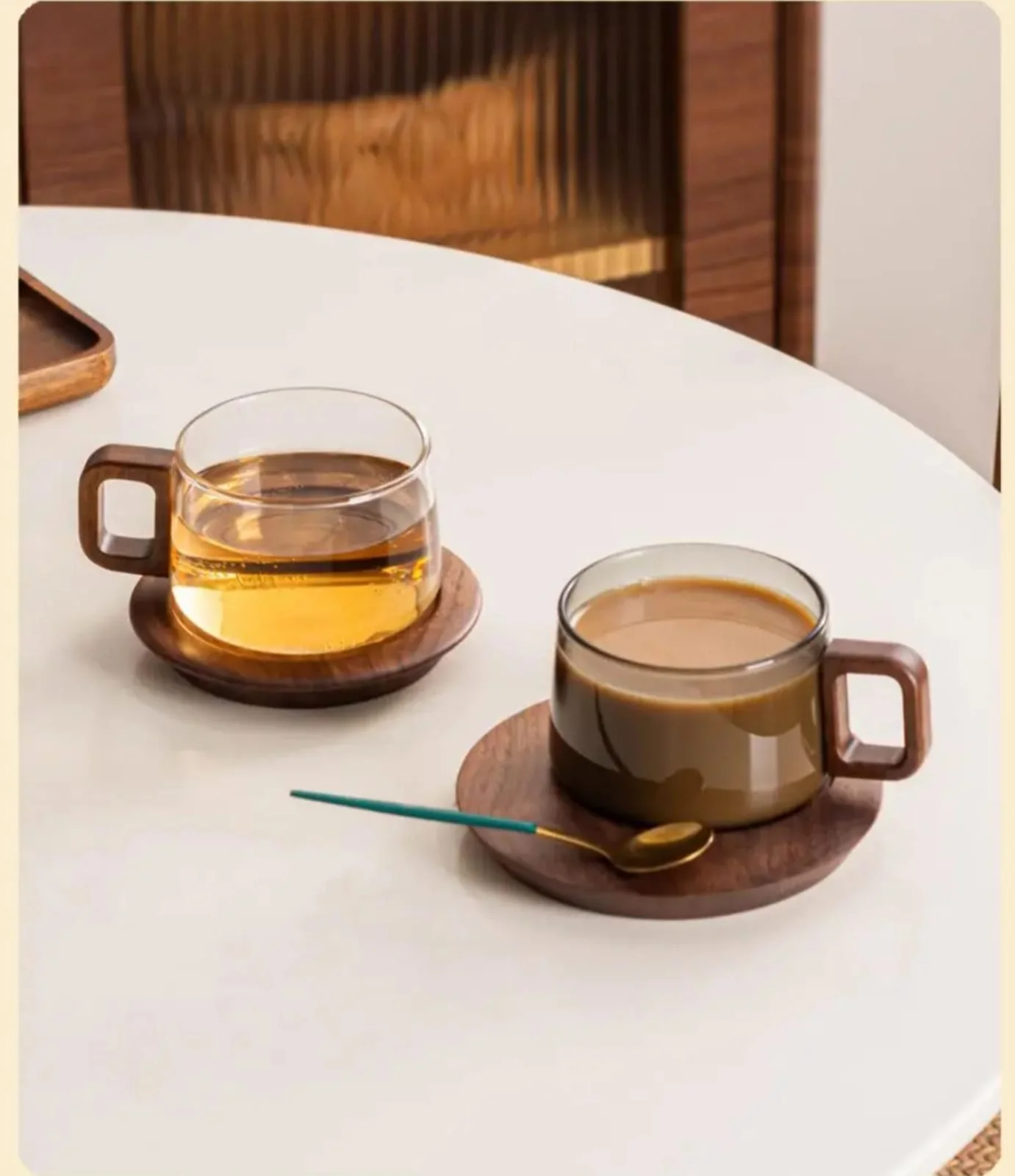 Retro Glass Tea & Coffee Cup with Wooden Handle & Saucer (250ml) - Image 2