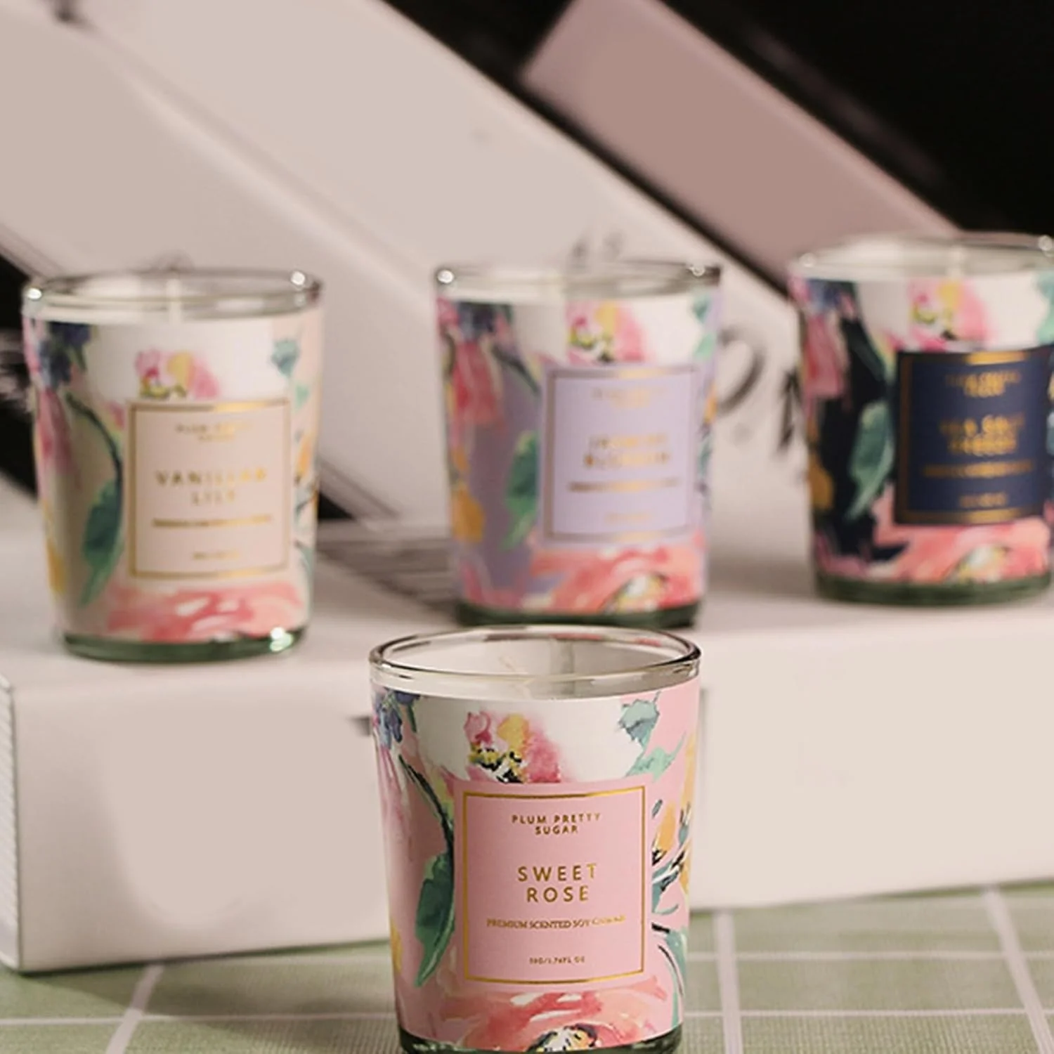 Scented Candles Natural Soy Wax Candles for Stress Relief and Aroma - Image 4