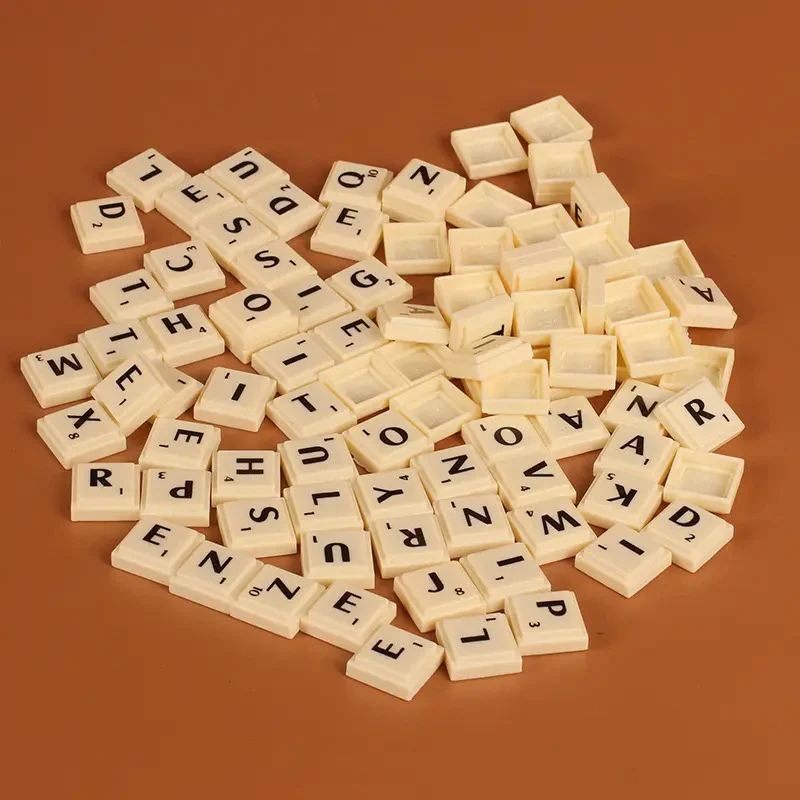 Scrabble board game - Image 2