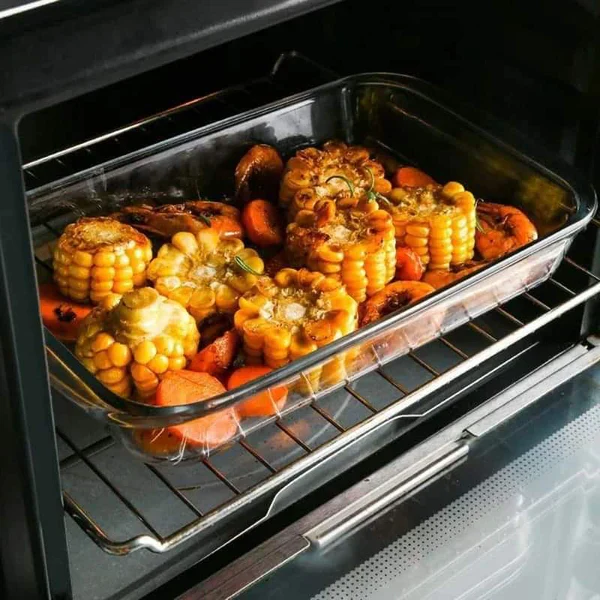 Set of 2 Rectangular Glass Baking Tins - Image 4