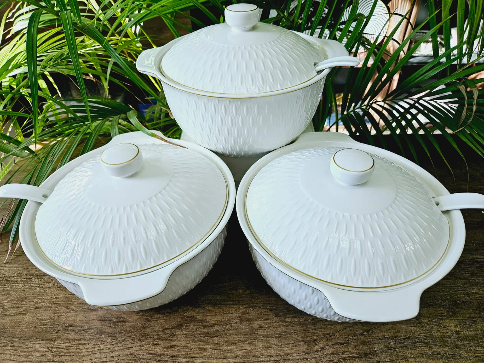 Set of 3 Large White Ceramic Serving Bowls with Serving Spoons – 4L Round Salad, Soup & Fruit Bowl Set - Image 2