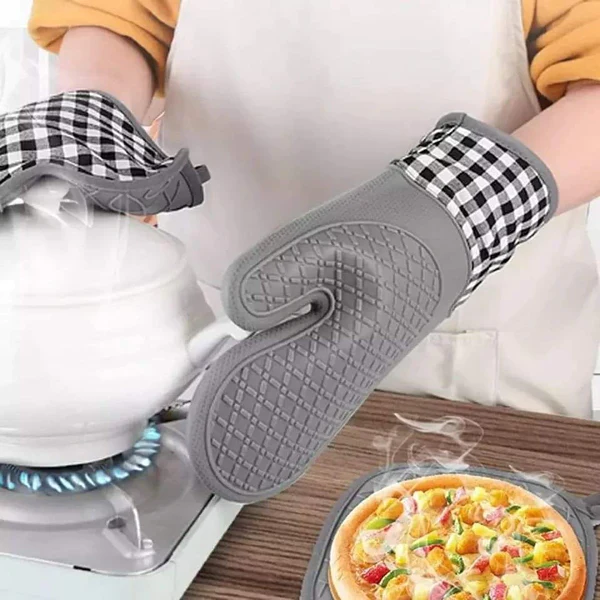 Silicone kitchen/oven gloves - Image 2