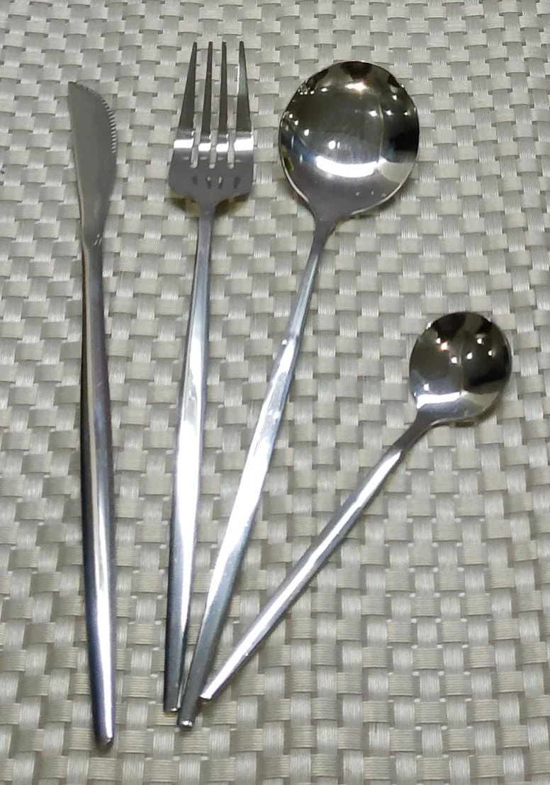 Slim Feng Silver Stainless Cutlery (24 pieces) - Image 4