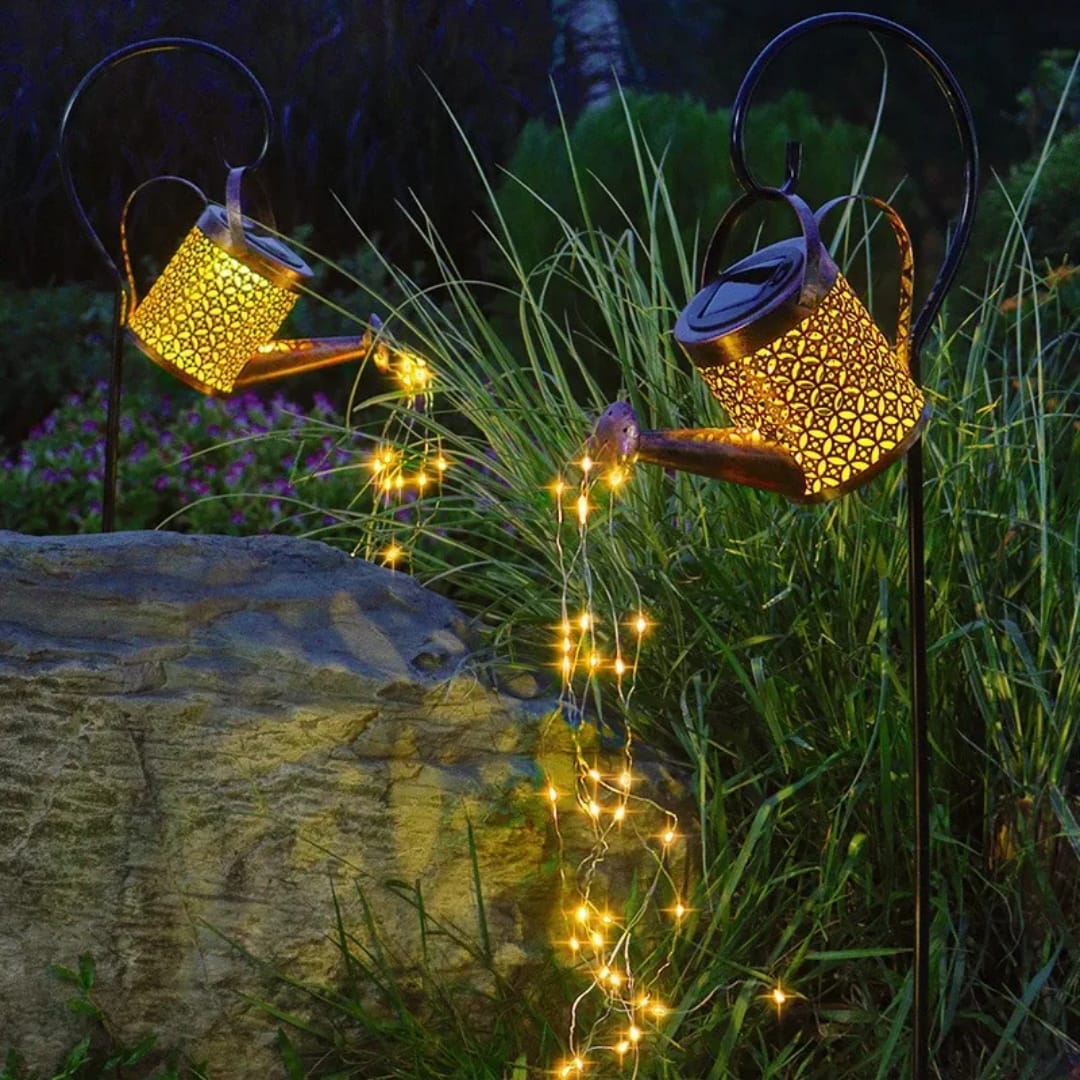 Solar Watering Can light With Shepherd Hook - Image 4