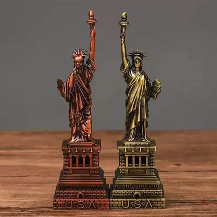 Statue of liberty decor - Image 2