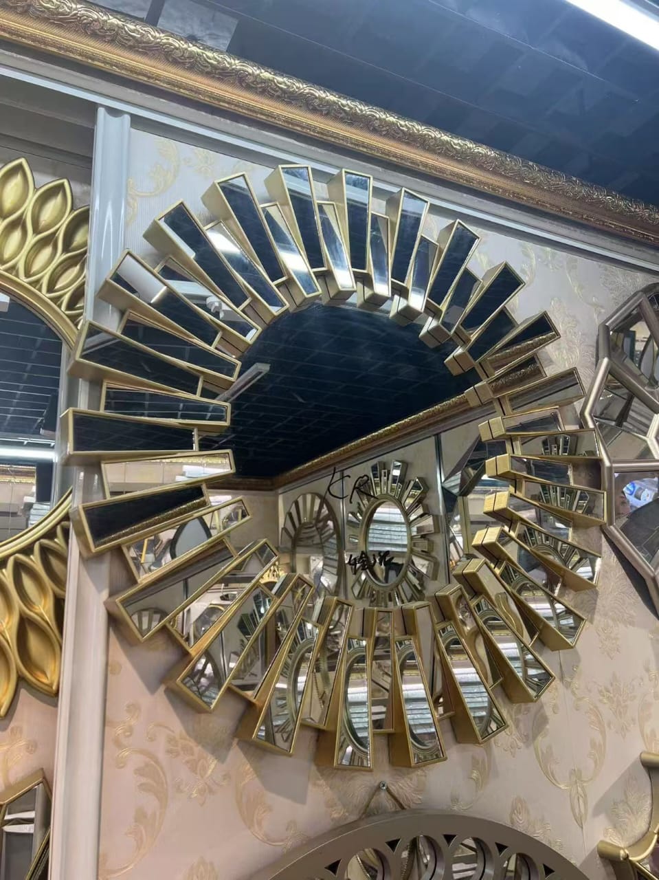 Sunburst Round Luxury Wall Decor Mirror – Gold 60cm - Image 2