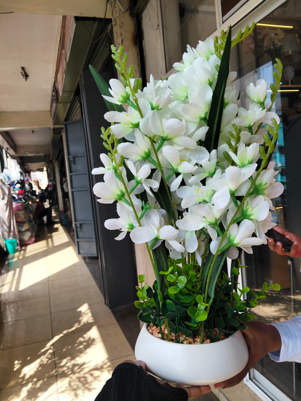 Table Top Big Potted Flowers - Image 3