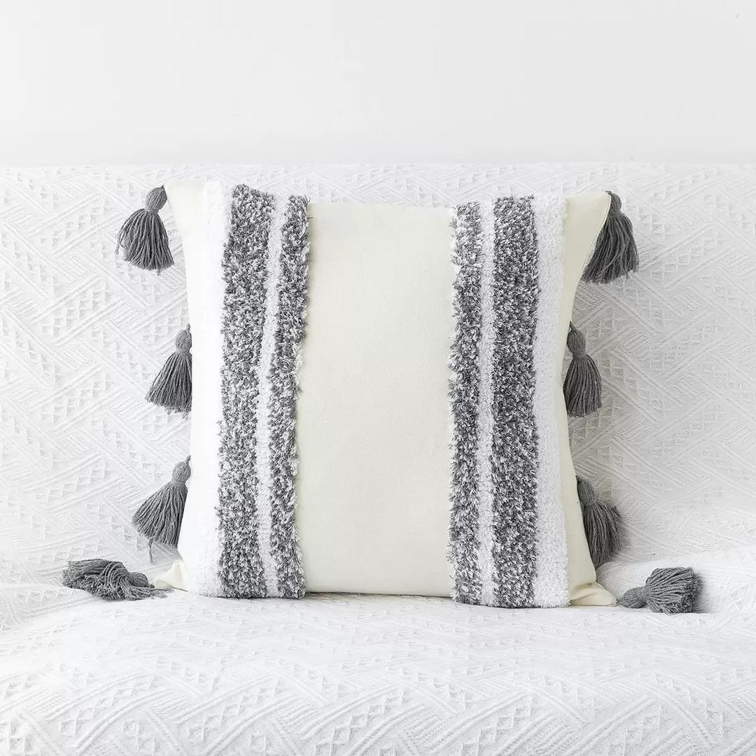 Tassels Moroccan style pillow covers - Image 9