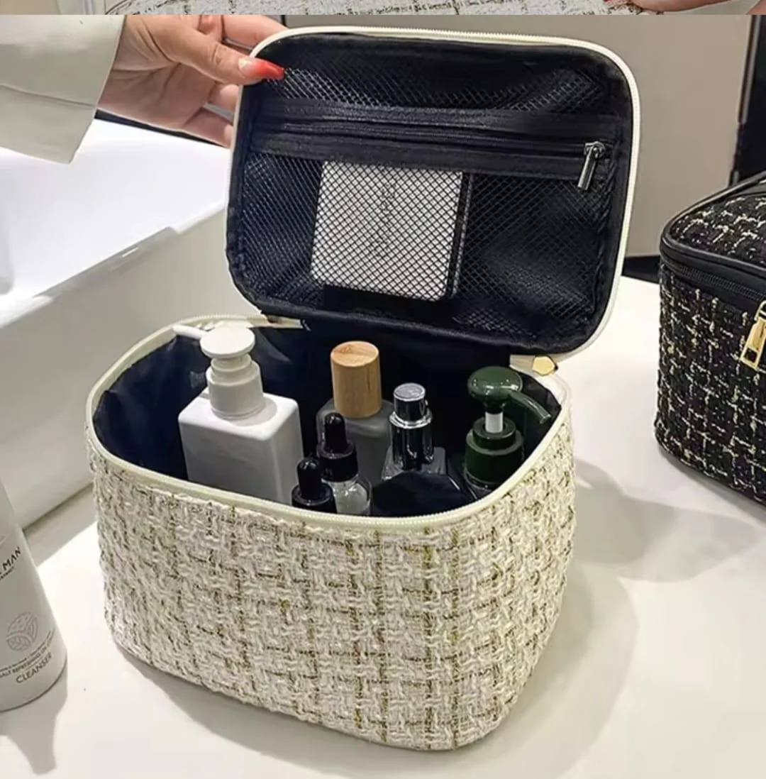 Tweed luxury cosmetic bag organizer - Image 5