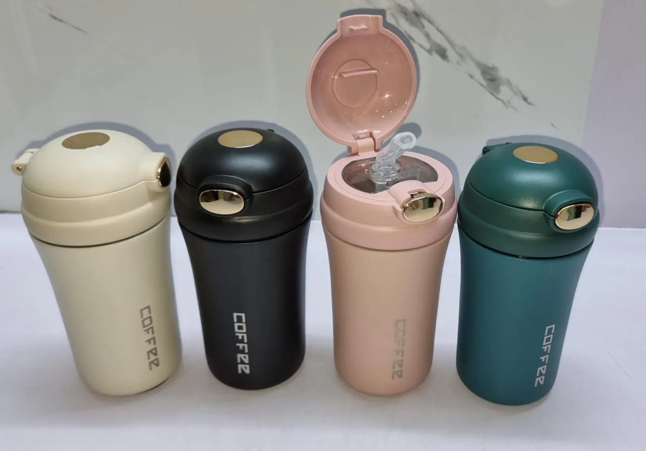 Unbreakable golden lock 400ml coffee thermocup with duo purpose cover - Image 2