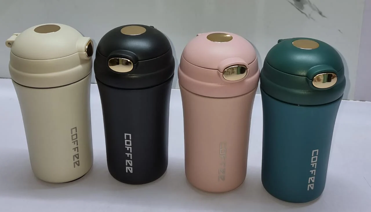 Unbreakable golden lock 400ml coffee thermocup with duo purpose cover - Image 3