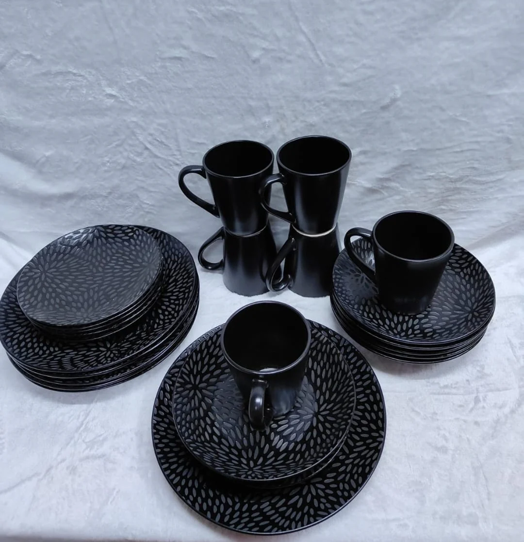 Black Leaf Pattern Ceramic Dinner Set 24 Pieces Dinner Plates Side Plates Bowls Mugs for Daily Use - Image 2