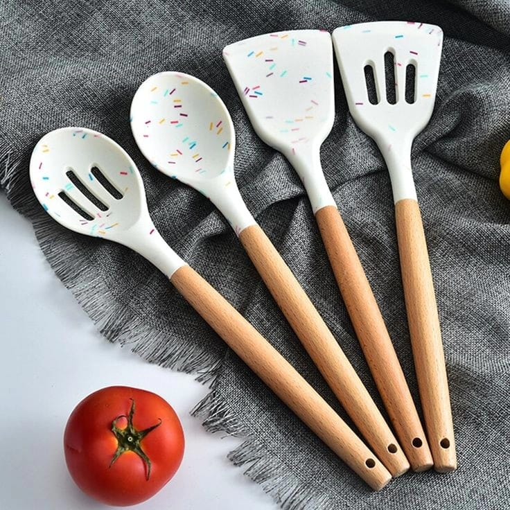 Unique white marble silicone spoon set - Image 3