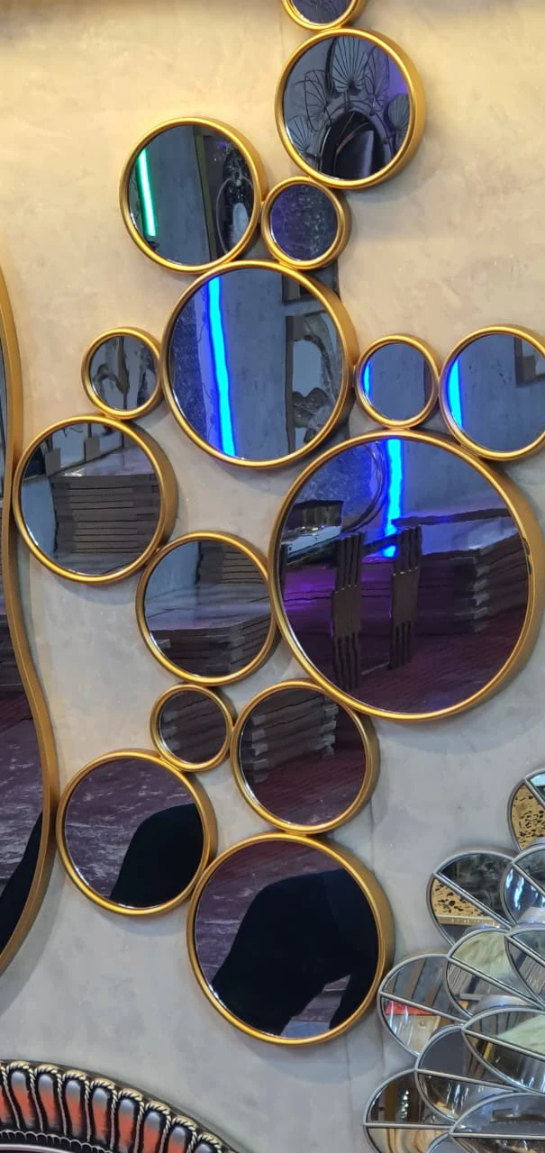 Wall mirror decor. - Image 4