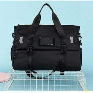 Waterproof Gym Duffle Bag | Multipurpose Sports & Travel Carry Bag - Image 3