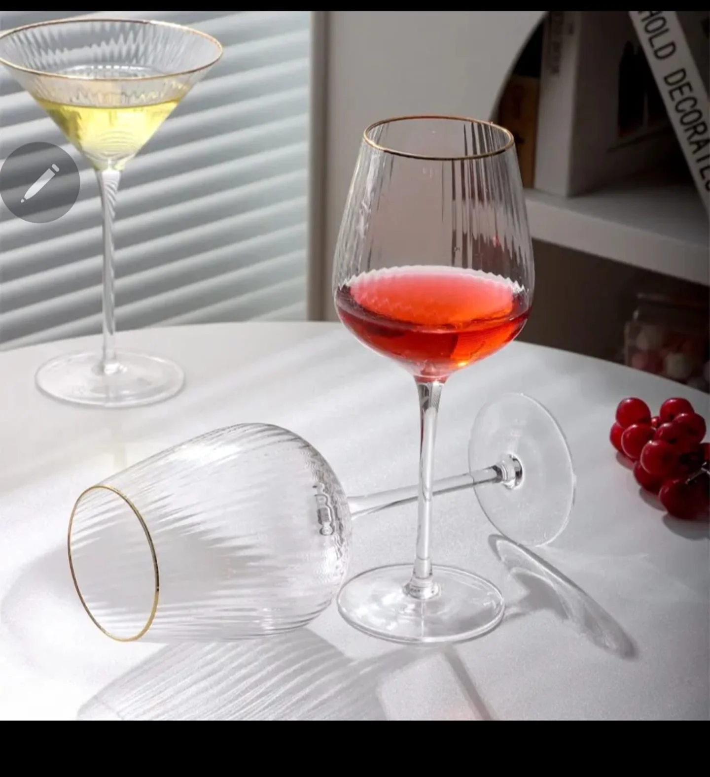 Wine Glasses, Vertical Pattern Gold Goblet Red Wine Champagne Cocktail Cup Family Bar Holiday Drinkware Mugs 6pcs set - Image 3