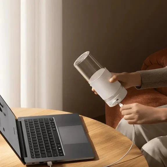 Xiaomi Portable Blender 300ml – 45W Rechargeable Personal Blender for Smoothies, Shakes & Baby Food - Image 3